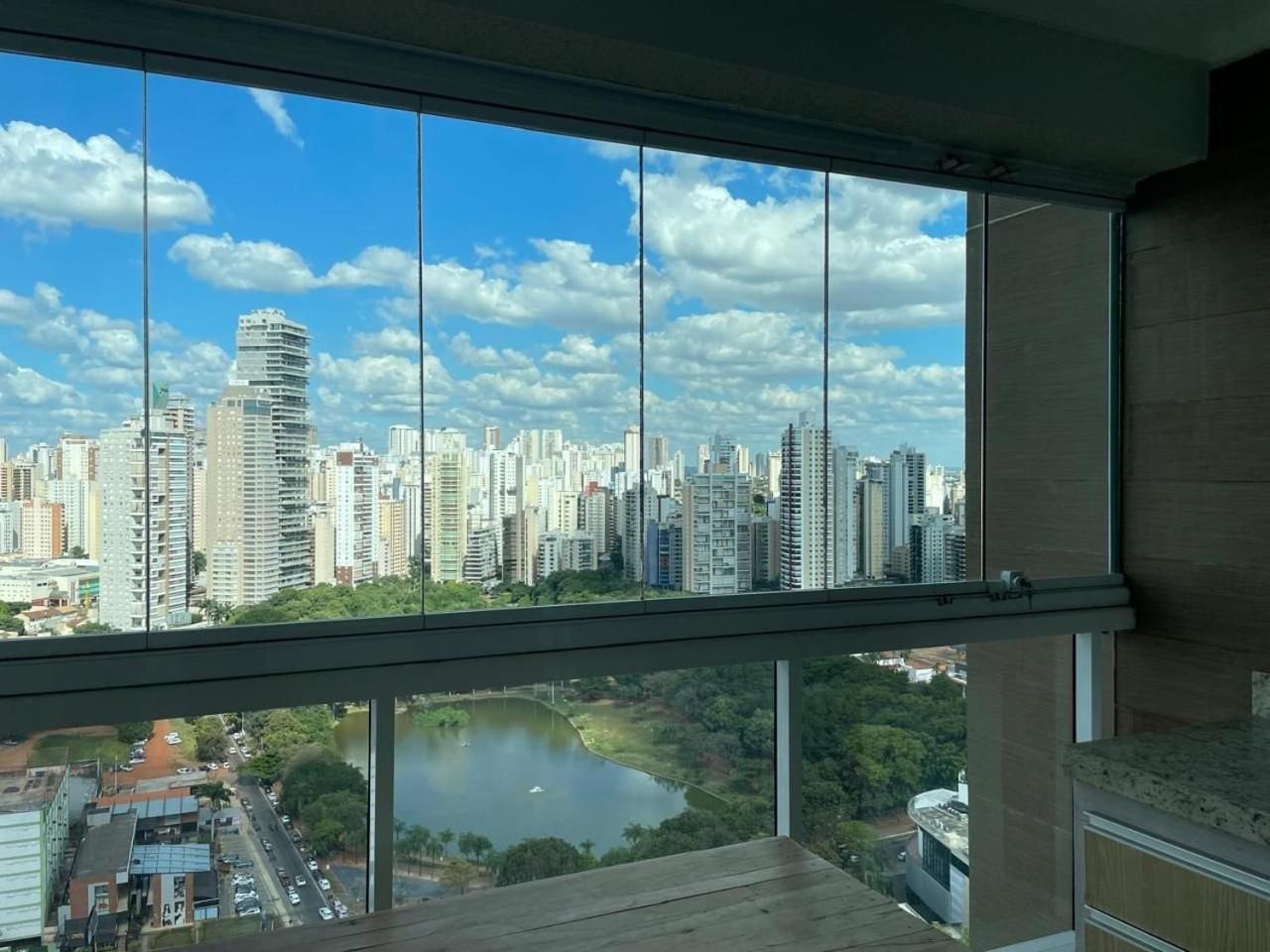 Moderno Flat Com Vista Para O Parque Vaca Brava Goiânia Esterno foto